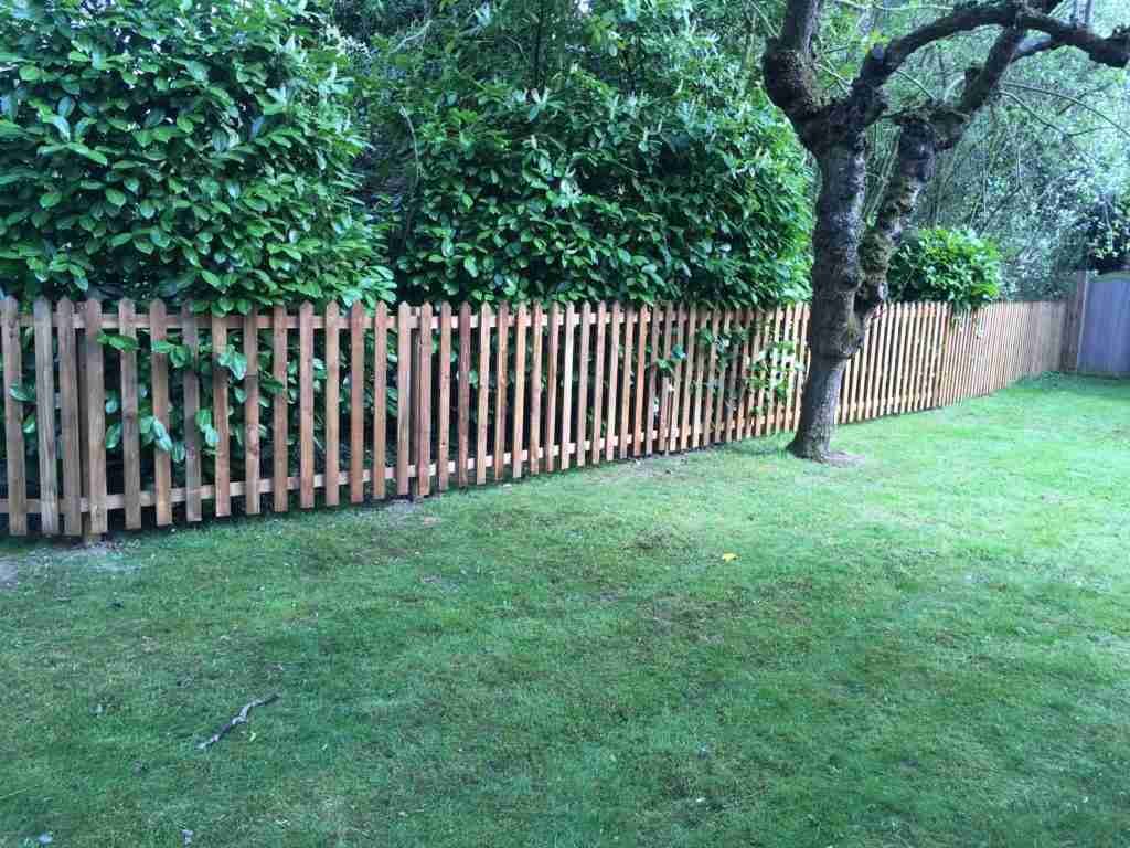 pointed picket fence pannels - Sudbury - Tarmec and Croft fencign and gates 01787 224848