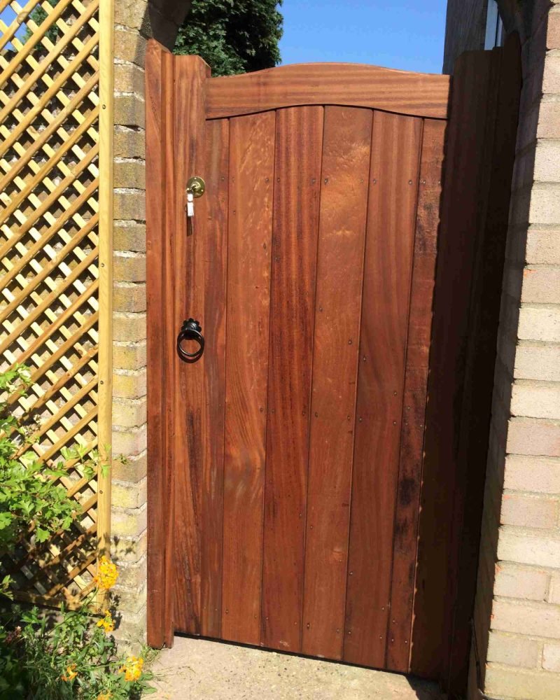 Essex Hardwood Side Gate Tarmec and croft fencing and gates 01787 224848