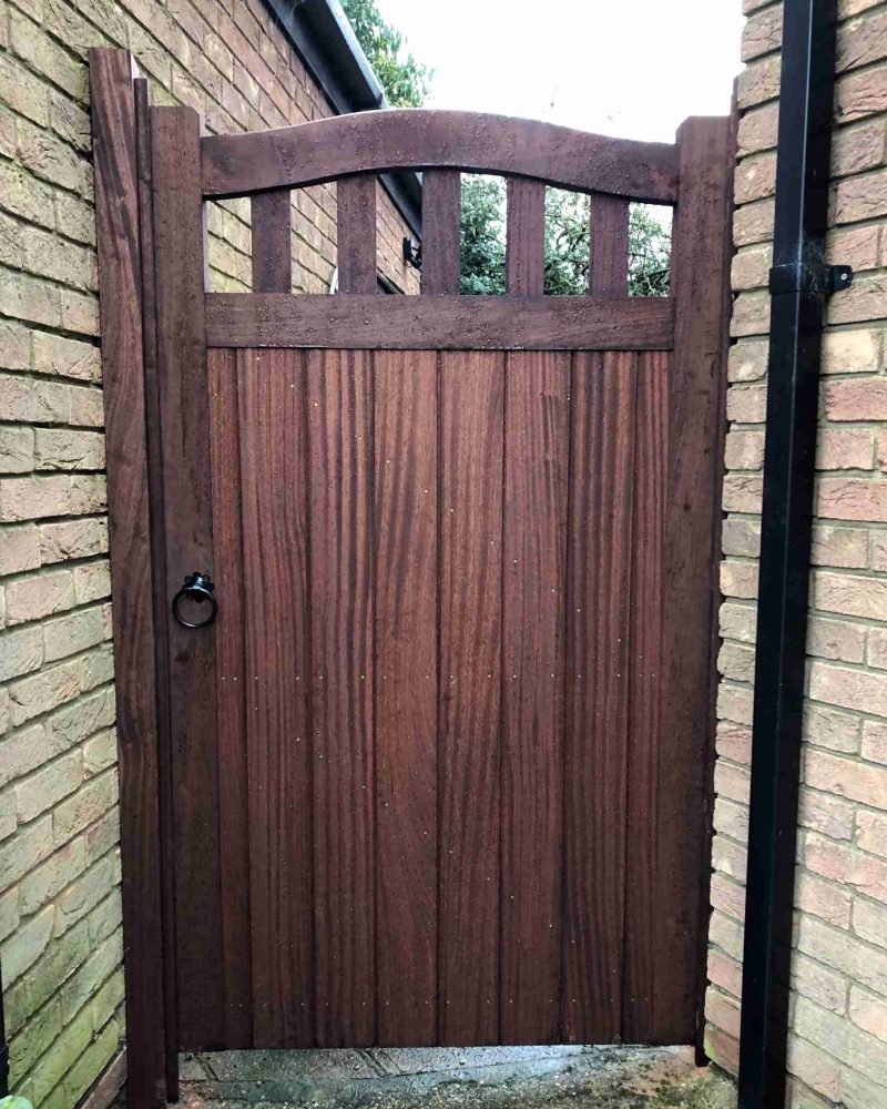 Hardwood Colne Valley Side Gate Tarmec and croft 01787 224848