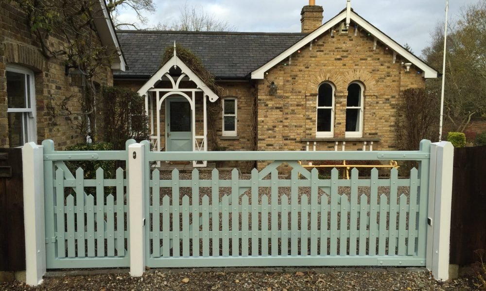 Bespoke driveway gates Essex