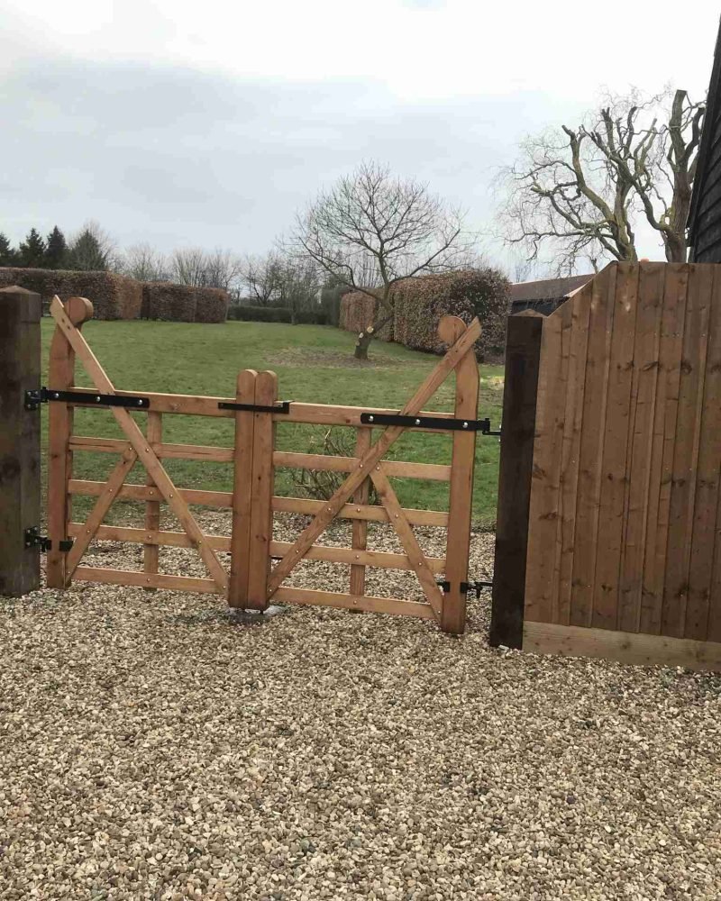 Hook 5 Bar Gates Tarmec and Croft Fencing and Gates 01787 224848 (1)