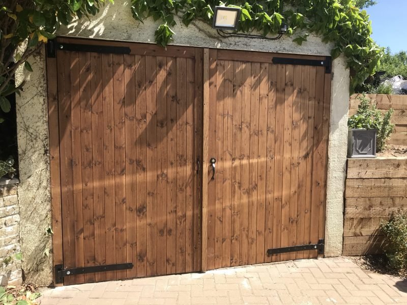 Made to measure timber garage doors essex Tarmec and croft 01787 224848