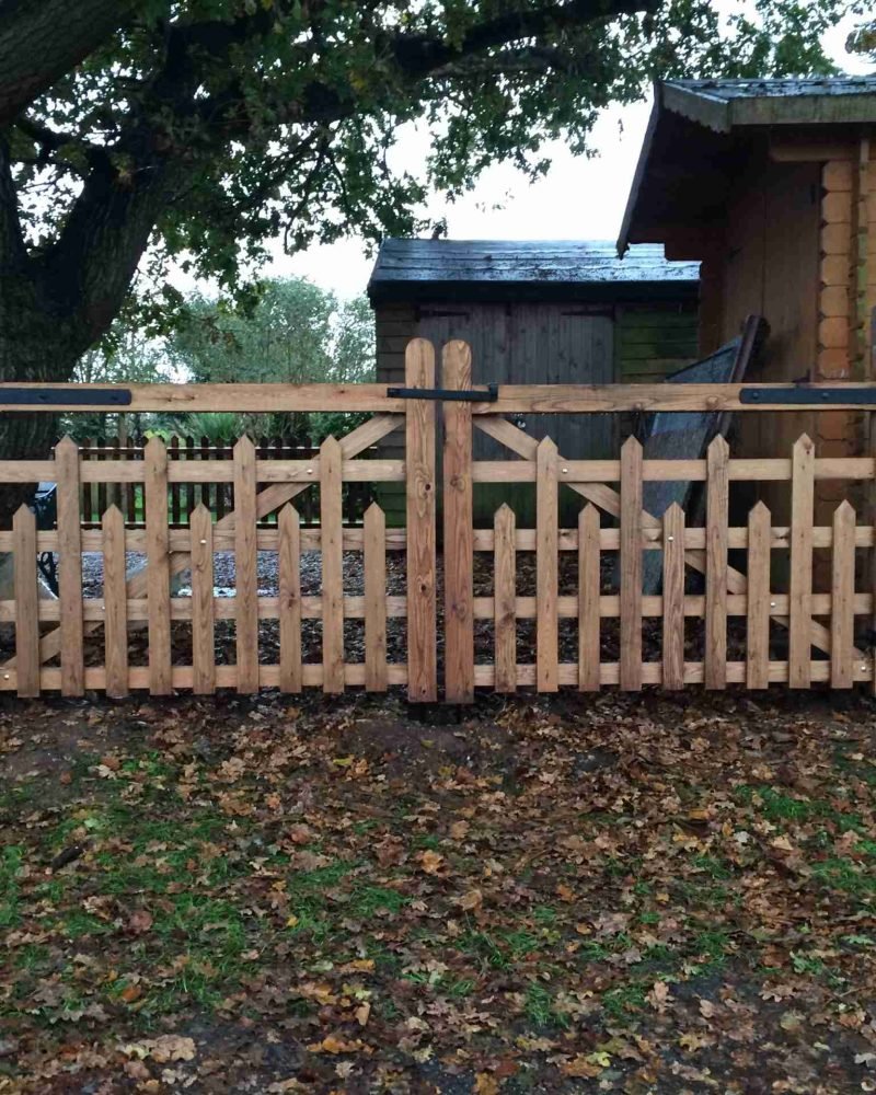 Maldon 5 Bar Gates Essex Tarmec and croft fencing and gates 01787 224848