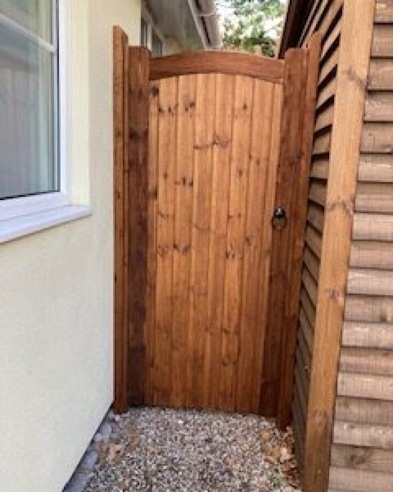 Sudbury Side Gate in Scandinavian redwood treated in light brown Tarmec and Croft (1)