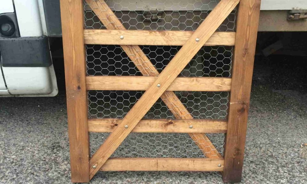 Wired 5 Bar side Gate Tarmec and Croft fencing and gates sulfork 01787 224848